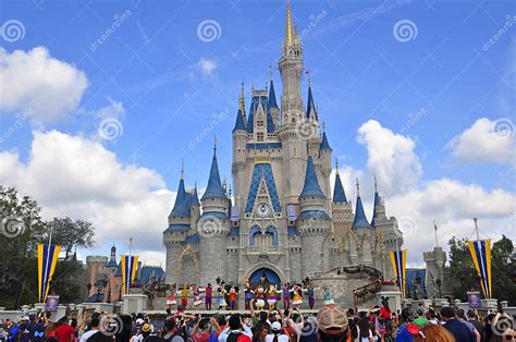 Cinderella Castle Al Parco Magico Di Regno Walt Disney World Resort