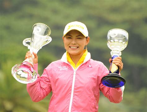 横峯さくら選手がlpgaツアー選手権リコーカップで優勝｜ダンロップスポーツ株式会社のプレスリリース