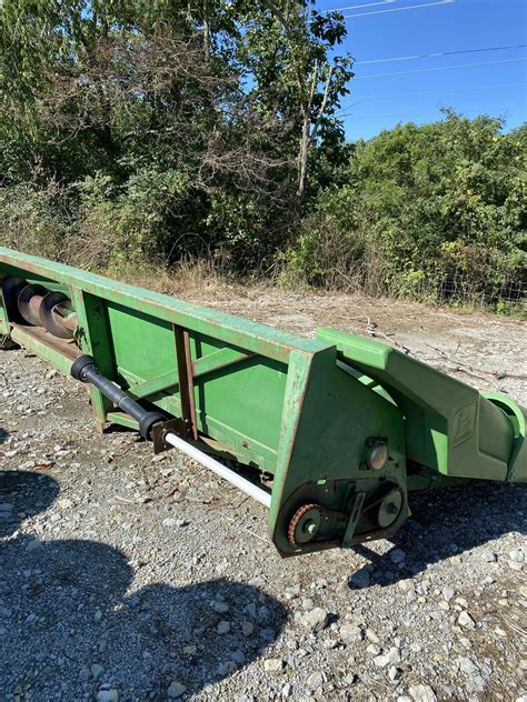 John Deere 843 Corn And Row Crop Headers Hillsboro Tx