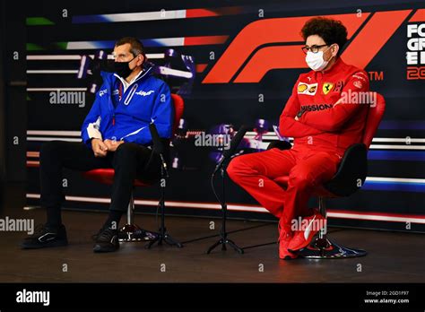 Guenther Steiner Mattia Binotto Hi Res Stock Photography And Images Alamy