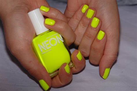 Yellow Nail Polish Designs | Nail Designs, Hair Styles, Tattoos and ...