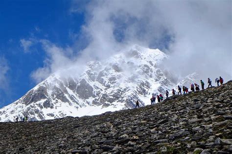 Manaslu Trek: Manaslu Base Camp | haiku code