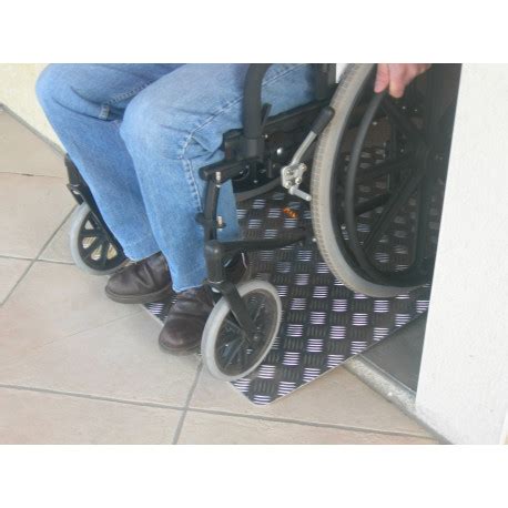 Rampe De Seuil Pour Fauteuil Roulant Passage De Porte Acc S Pmr