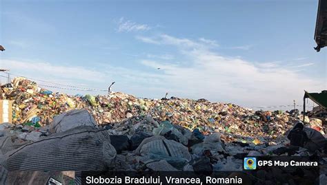 FOTO Nereguli grave descoperite de comisarii Gărzii de Mediu la două