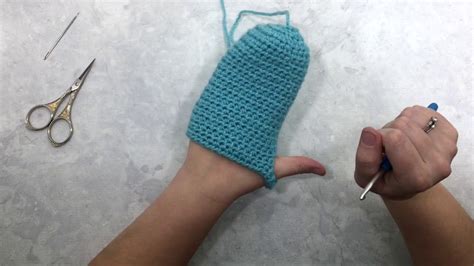 How To Crochet A Mitten For Beginners Right Handed Youtube