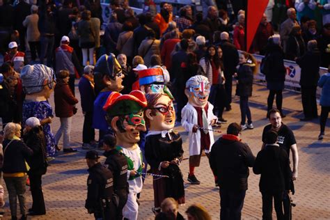 Fotos Del Carnaval 2020 En Zaragoza Lleno Para Celebrar El Jueves