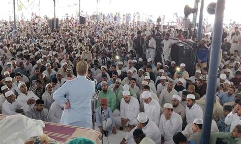 Thousands Offer Prayers For Jumma Tul Vida