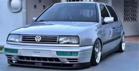 Parrilla Early Para Mk3 Jetta Vento Con Emblema Vr6 Y Vw En Venta En