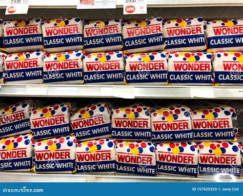 American Classic Wonder Bread For Sale At A Supermarket Editorial Stock