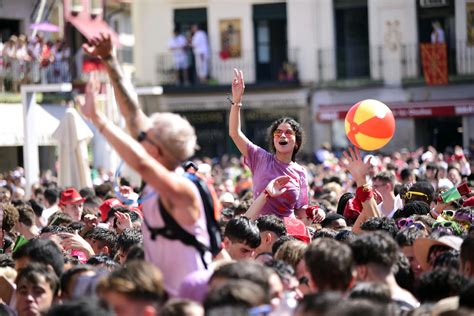 Fotos Del Cohete De Las Fiestas De Santa Ana En Tudela