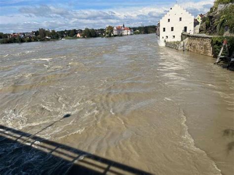 Hochwasserlage in Schärding entspannt sich