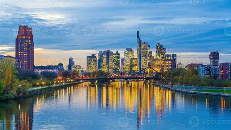 Downtown Frankfurt city skyline, cityscape of Germany 26378333 Stock ...