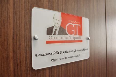 Premi Girolamo Tripodi Tutto Pronto Per La Consegna Al Liceo Volta