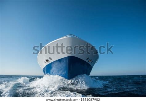 Ship Bow Wave Royalty-Free Images, Stock Photos & Pictures | Shutterstock