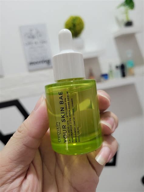 Avoskin Your Skin Bae Lactic Acid Kiwi Extract Niacinamide