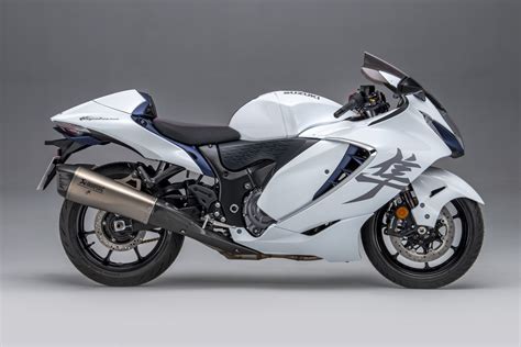 Suzuki Hayabusa Gets New Performance Accessory Pack With Titanium