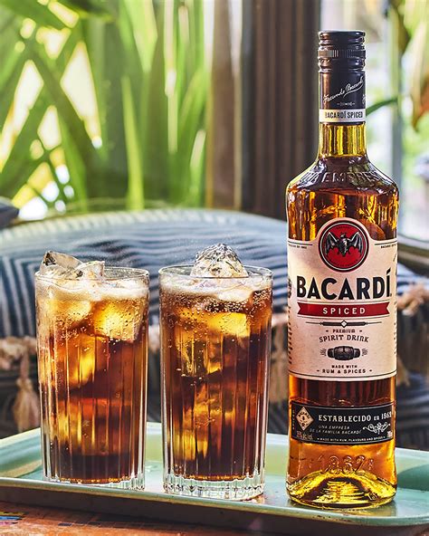 BACARDÍ Spiced Rum | Spice Rum | 35% Proof | BACARDÍ UK