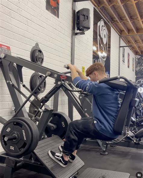 The Pendulum Squat