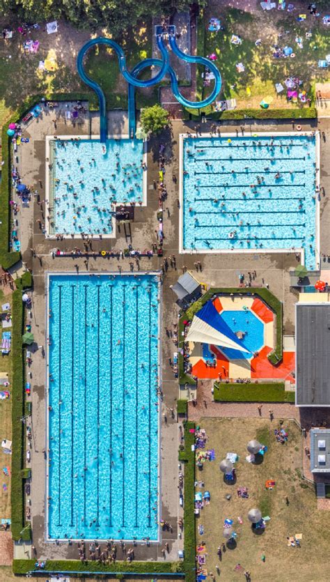 Hamm Aus Der Vogelperspektive Schwimmbecken Des Freibades Freibad S D