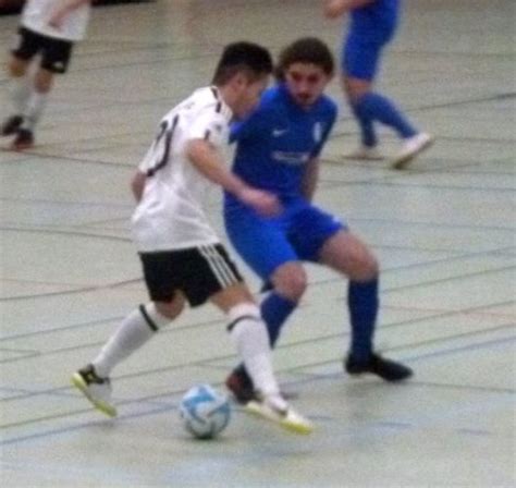 SuS Oberadener Bergkamener Stadtmeister im Hallenfußball SKU das