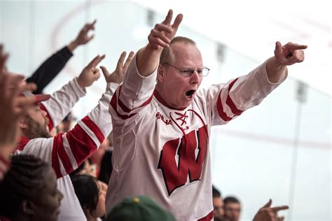 Wisconsin women's hockey team makes history winning 7th national title ...