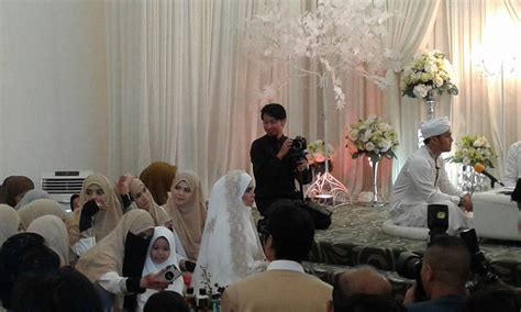 16 Gambar Sekitar Majlis Akad Nikah Yatt Hamzah Dan Mohammad Zulfadhli