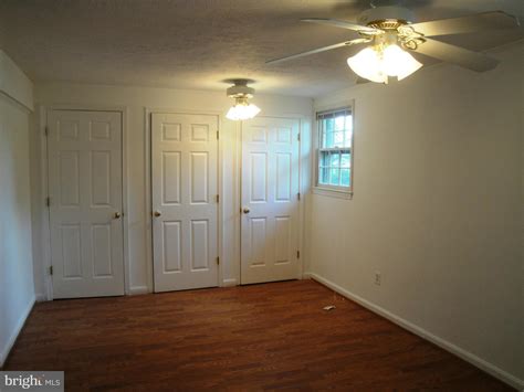 2917 Chain Bridge Road, Oakton, VA 22124 | Compass