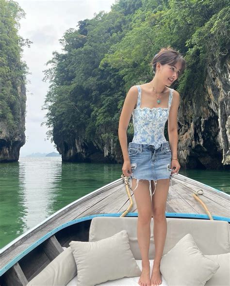 Yaya Urassaya Floral Print Swimsuits Fashion Swimsuits