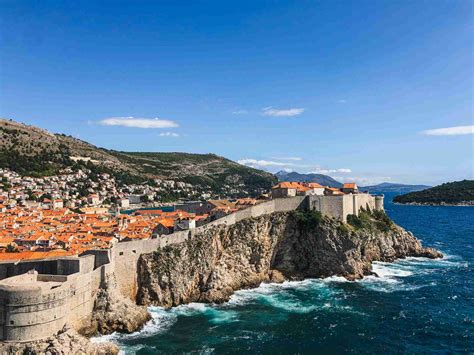 9 Wildly Interesting Things to Do Croatia Dubrovnik | She Needs Less