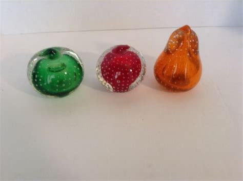 Vtg Lefton Fruit Controlled Bubble Glass Paperweight Set Of Apple