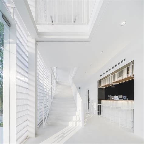 Gallery of Little Shelter Hotel / Department of Architecture - 12