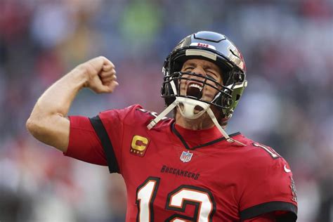 Brady Bucs Beat Seahawks 21 16 In Historic Germany Game