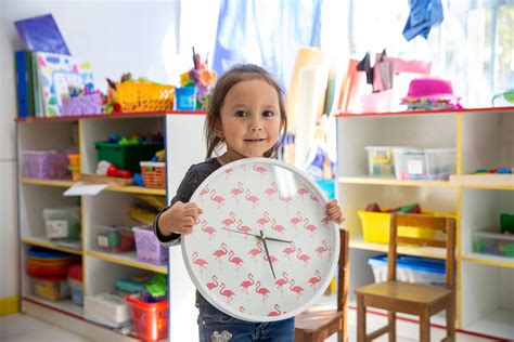 A retrasar los relojes recomendaciones para que niños y niñas se