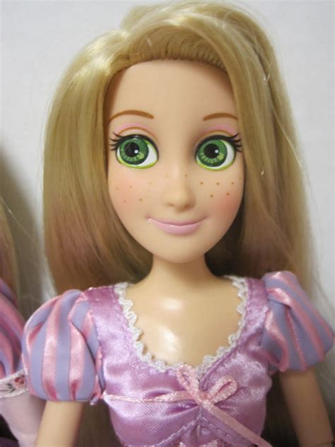 Never Grow Up A Mom S Guide To Dolls And More Disney Store