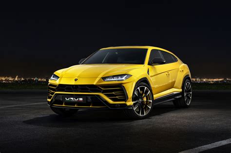 2560x1700 Lamborghini Urus 4k Chromebook Pixel Hd 4k Wallpapers Images Backgrounds Photos And