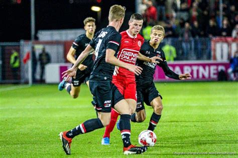 Almere City Fc Logo - Almere City FC innoveert met periode-sponsoring ...