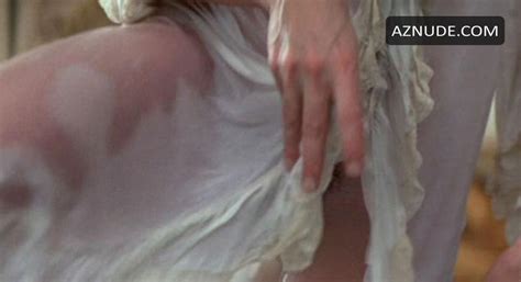 Annette Bening Topless Porn Sex Photos