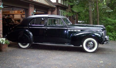 1940 Buick Roadmaster - Information and photos - MOMENTcar