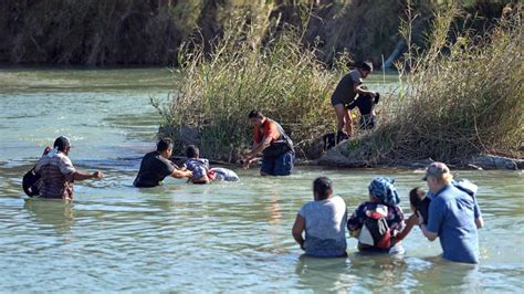 Migrante Hondureña Muere Ahogada Junto Con Su Hijo De 2 Años Al Intentar Cruzar El Río Entre