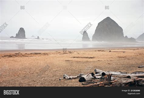 Oregon Coastline Image & Photo (Free Trial) | Bigstock