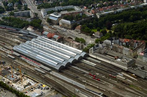 Karlsruhe Aus Der Vogelperspektive Hauptbahnhof Der Deutschen Bahn Im