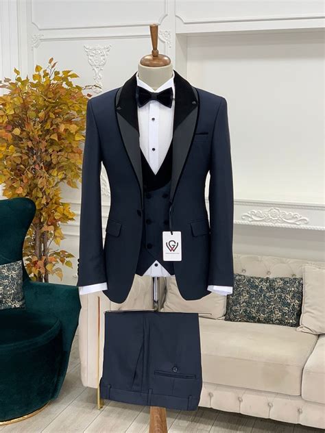 Navy Blue Slim Fit Groom Tuxedo For Men By