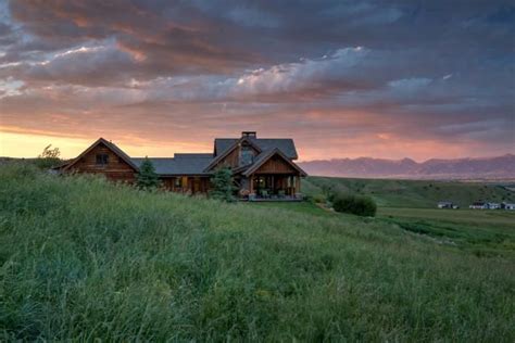 Hgtv Presents A Log Cabin Mansion Sitting Among The Grasses Of A