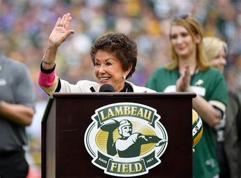 Cherry Starr, widow of Bart Starr, dies at 89 - WTMJ