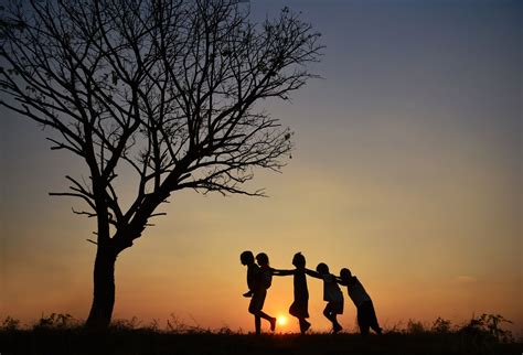 Friend By Sarawut Intarob 500px Shadow Pictures Shadow Silhouette