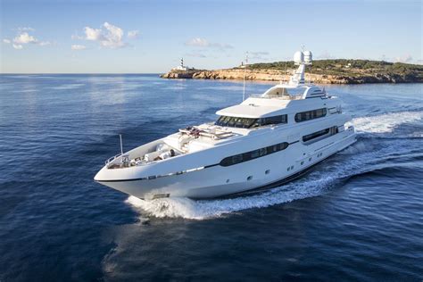 Private Yacht – Telegraph