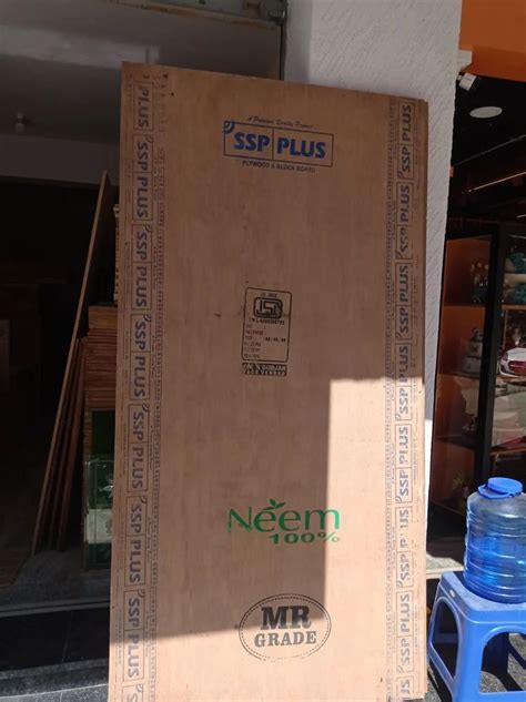 Mr Grade 18mm Plywood For Wardrobe Furniture 8x4 7x4 At Rs 62 Sq Ft