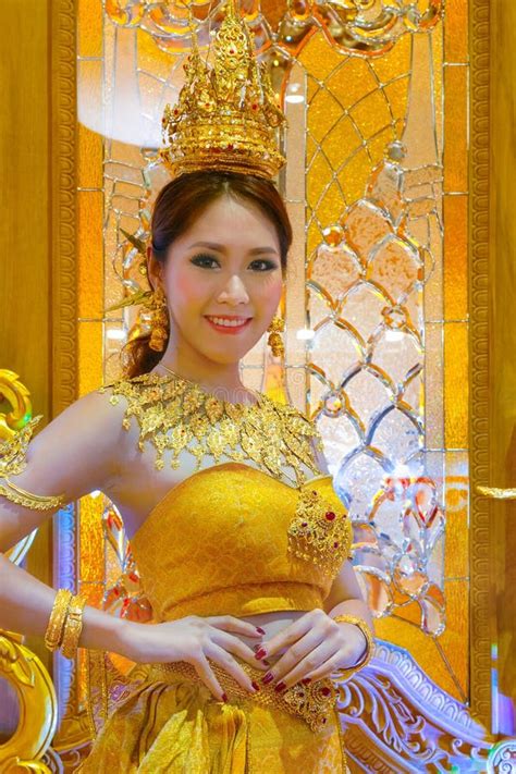 Unidentified People Dress Up Golden Shade Thai Traditional Costume ...