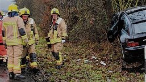 Pinneberger Nach Unfall In Lebensgefahr Shz