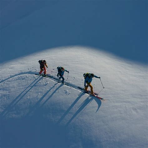 Avalanche danger: Contributing factors | LAB SNOW